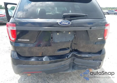 2017 Ford Police Interceptor z USA, uszkodzony, nr VIN 1FM5K8AR8HGE14461